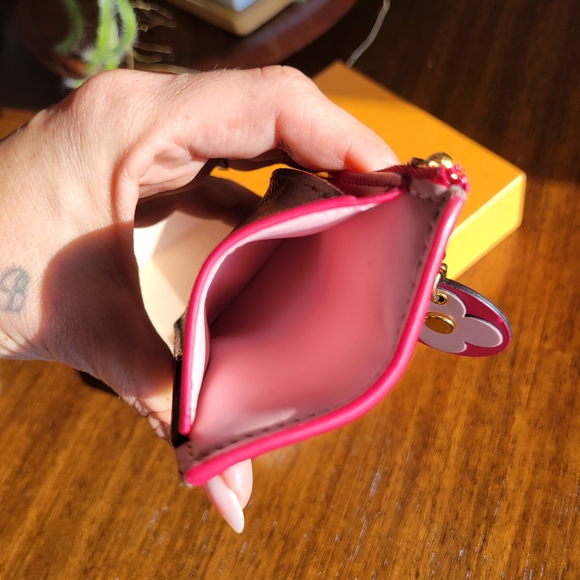 πΈ Louis Vuitton Mononram Blooming Flower Zipped Card Holder - Picture 6 of 7